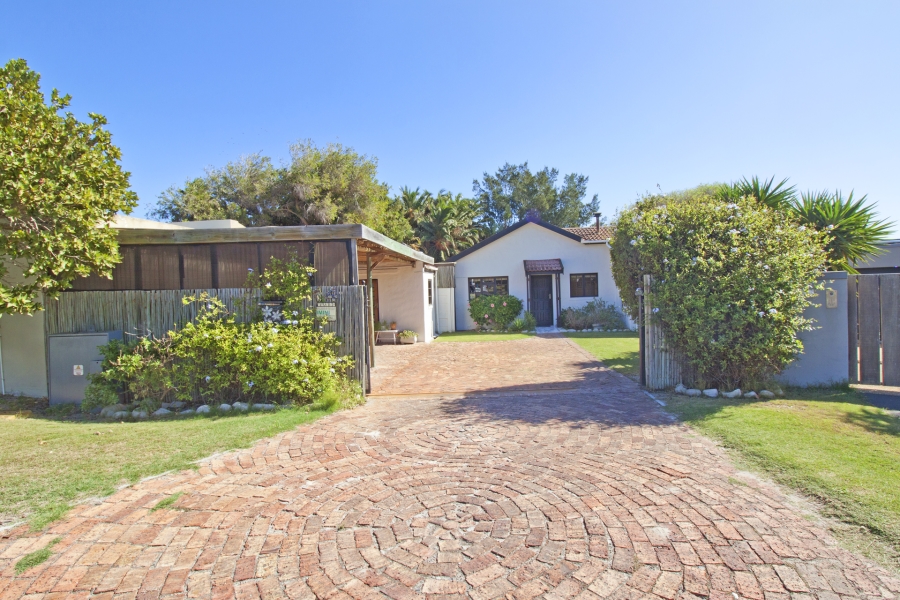 3 Bedroom Property for Sale in Kommetjie Western Cape